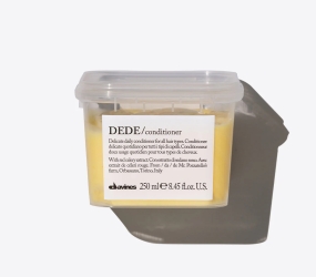 Dầu xả Davines Dede Conditioner – 250ml, giúp tóc mềm mượt giảm tình trạng xơ rối của tóc